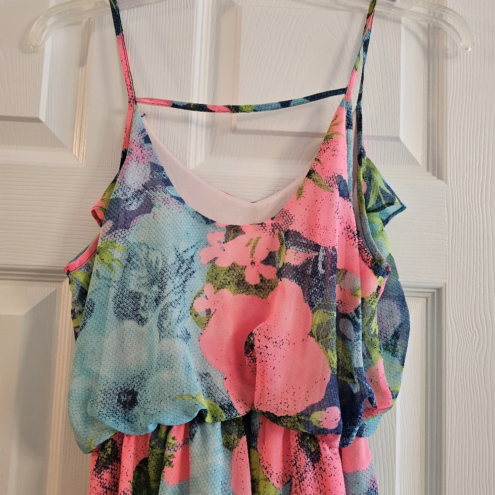 Spring mini dress - Picture 2 of 5